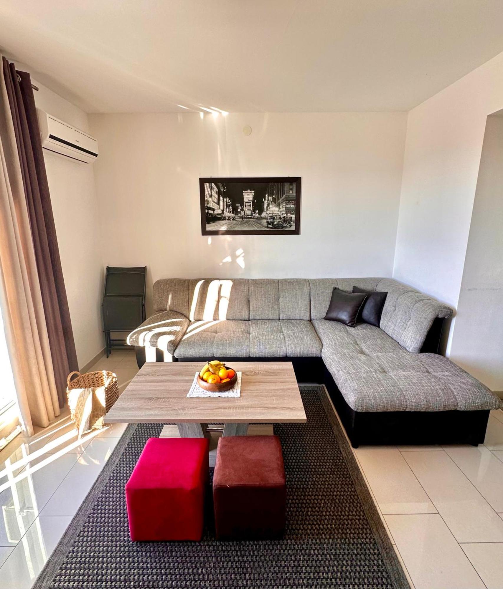 קריקווניצה Apartments Maslina & Pinija מראה חיצוני תמונה